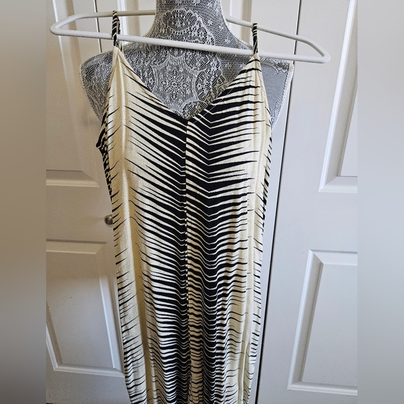 Ava Sky Jumper Finley - Picture 1 of 6